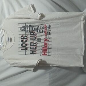 RARE! Vintage 2008 LOCK HER UP HILLARY FOR PRISON Shirt Sz.L Unisex